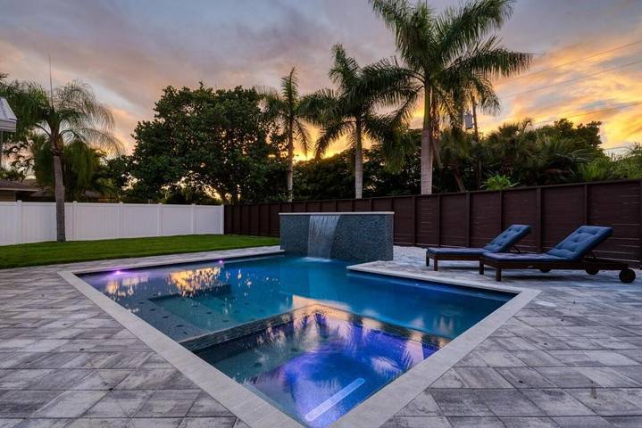 Hus för 8 Personer, med pool och trädgård - 1