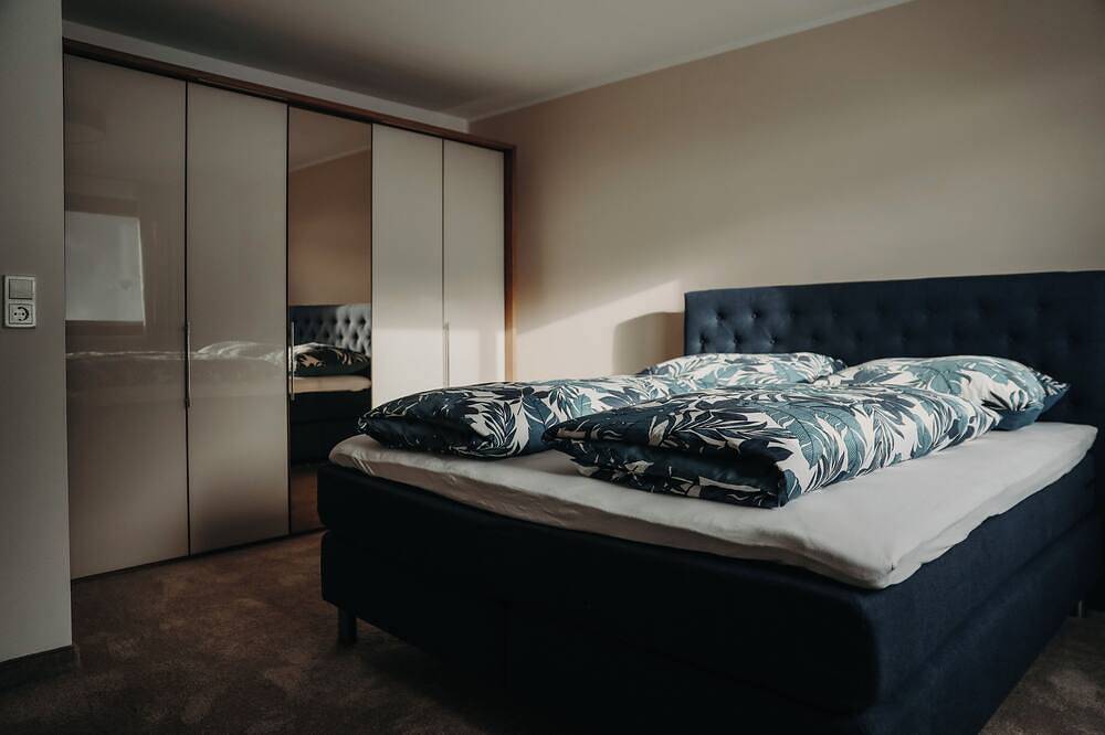 Entire apartment, Apart Veronika - Exclusive living in Imst in Imst, Tyrolean Upperland Region