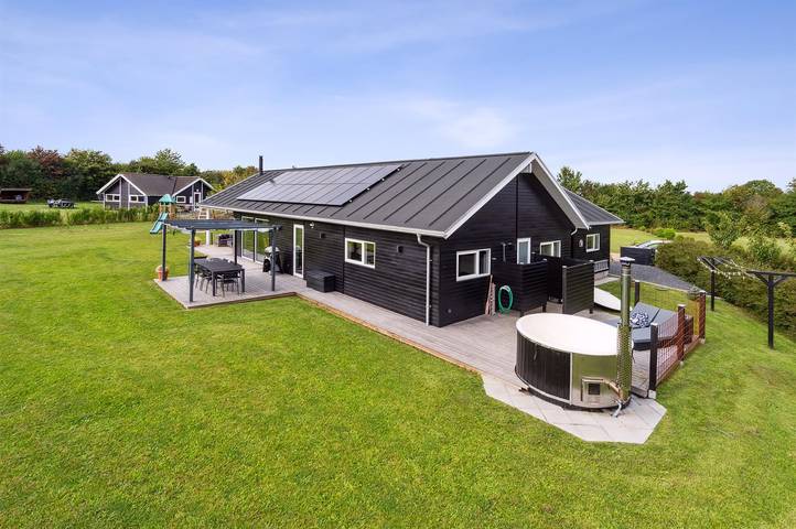 Ferienhaus für 8 Personen, mit Terrasse in Skovmose
