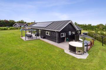 Ferienhaus für 8 Personen, mit Terrasse in Sydals