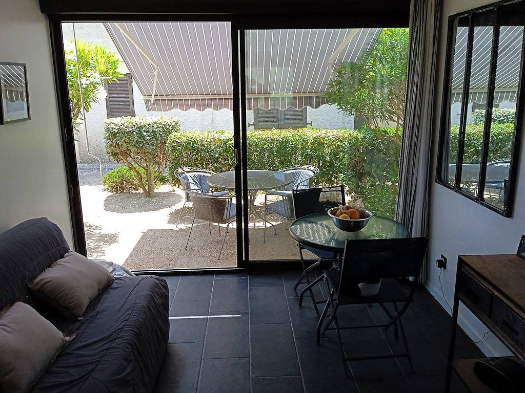 Appartement entier, Loue T2 en rez-de-jardin - village naturiste de Leucate in Port Leucate, Leucate