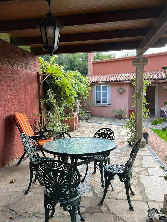 Location de vacances pour 4 personnes, avec jardin à Brión - 2