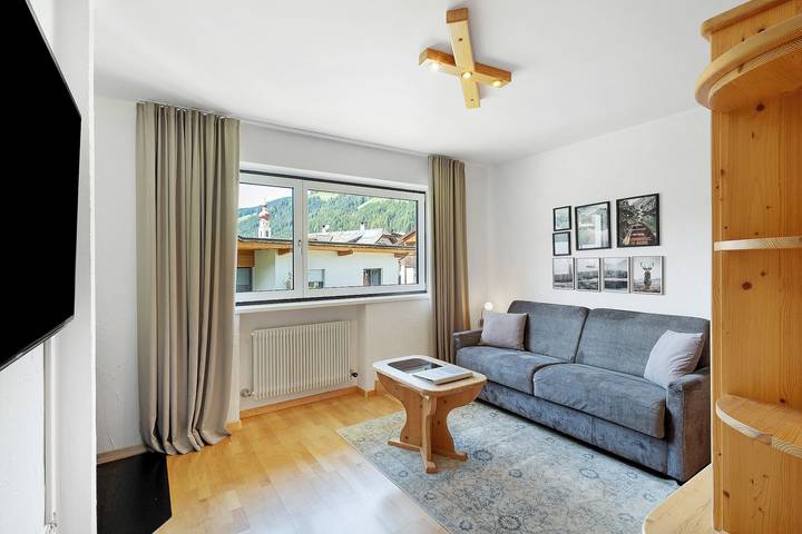 Entire apartment, Premium Apartment Hofer Monika – Fast Internet, Free Parking in Lake Braies, Niederdorf