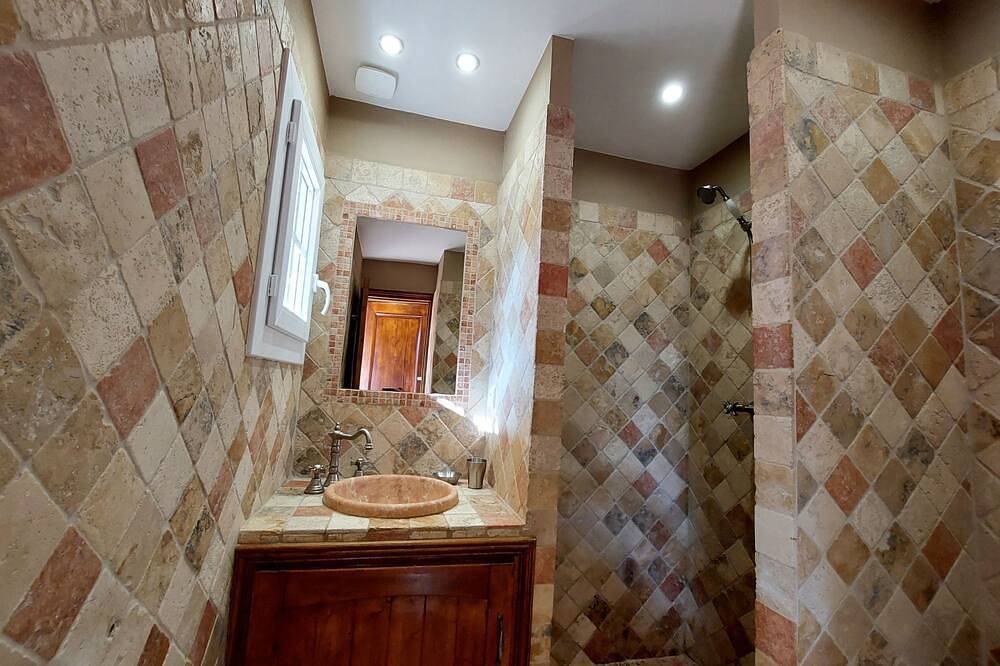 Ganze Wohnung, Les Carles in Saint-Tropez, Draguignan Region