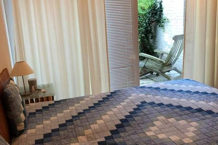 Charmante maison de vacances moderne dans une banlieue calme in Ouddorp, Goeree-Overflakkee