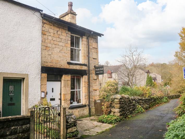 Log cabin for 2 people, with Hot tub in Ingleton