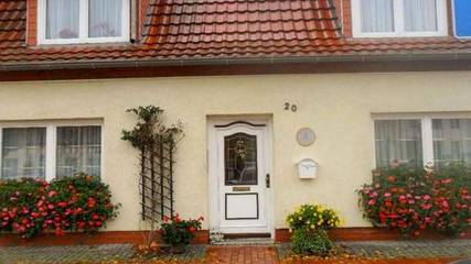 Ferienwohnung für 4 Personen, mit Terrasse und Garten, kinderfreundlich in Bad Sülze