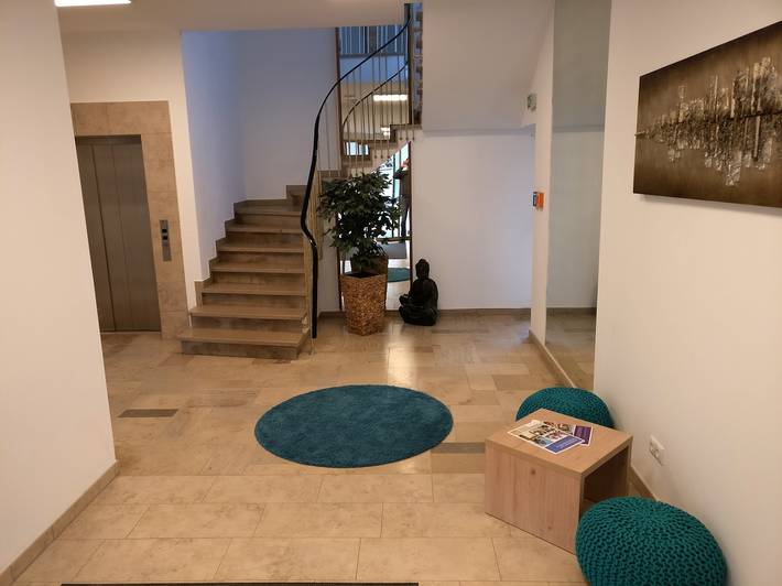 Hotel Stadtvilla Central - Doppelzimmer Standard mit Doppelbett und eigenem Bad in Schweinfurt, Fränkisches Weinland