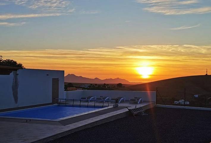 Chalet para 6 personas, con jardín además de piscina y vistas en Fuerteventura - 2
