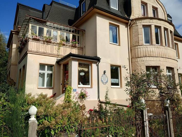 Ferienwohnung für 4 Personen, mit Garten und Ausblick in Bad Steben