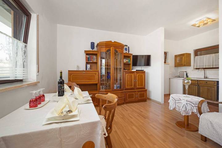 Ganze Wohnung, Apartment Hortenzija - Two bedroom apartment in Raslina, Šibenik-Knin