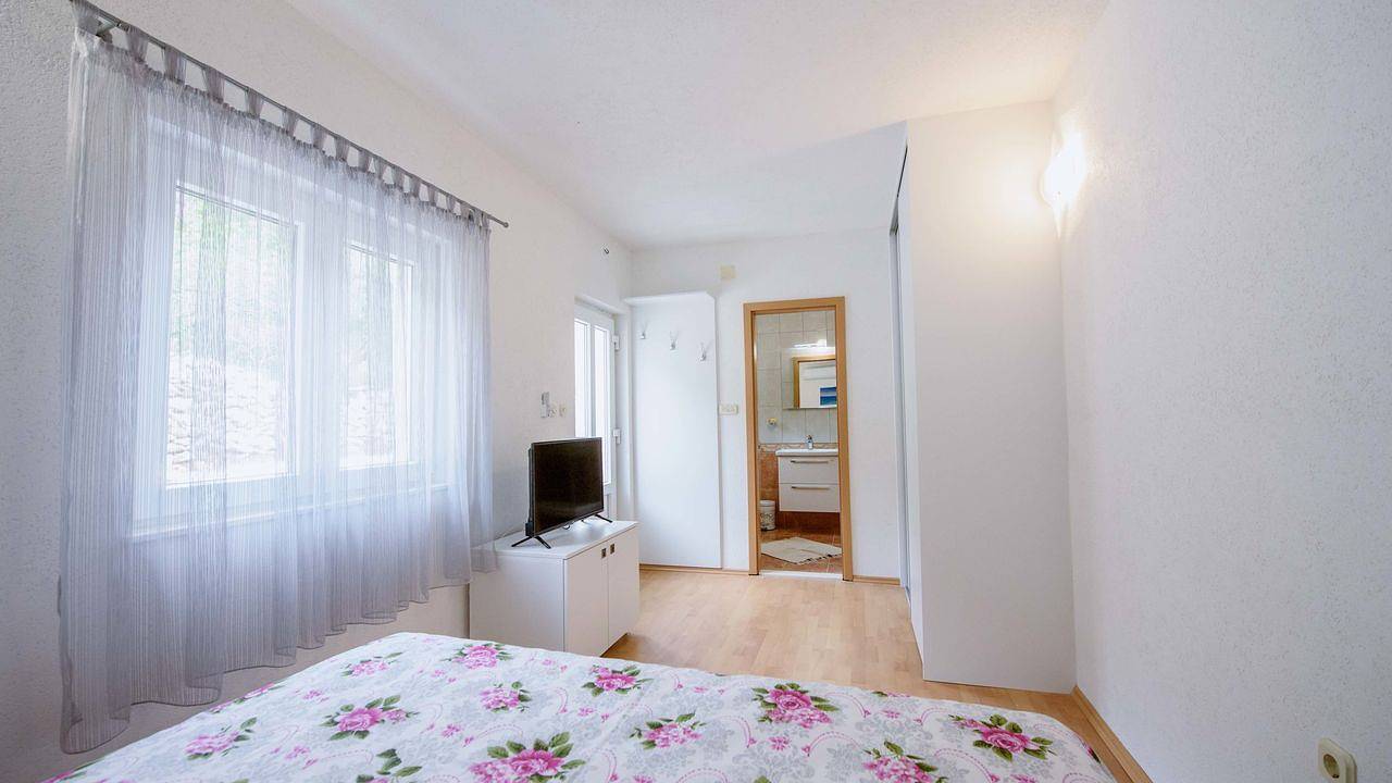 Ferienhaus für 10 Personen (120 m²) in Brist in Brist, Makarska Riviera