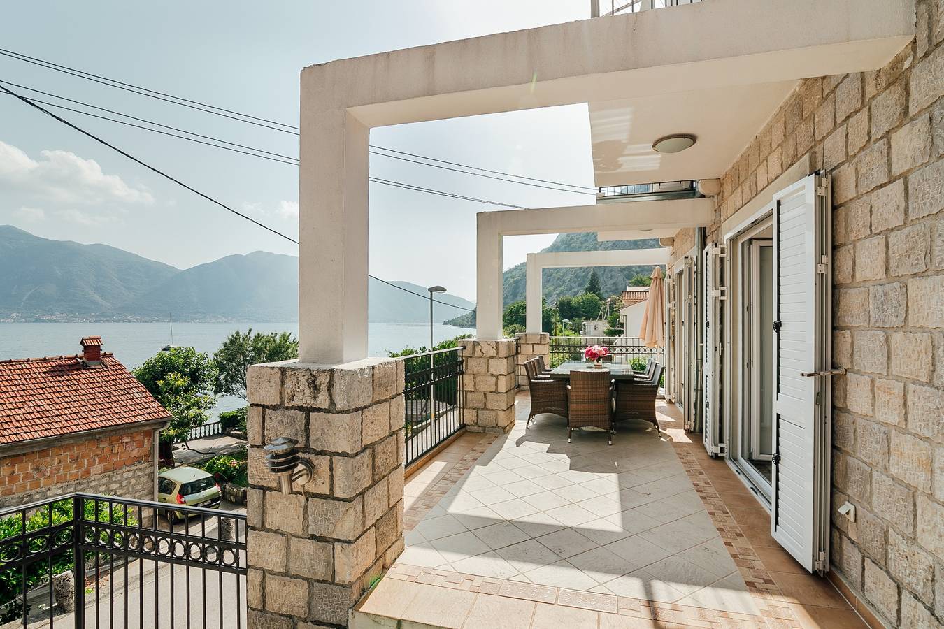 Dom dla 9 osób z balkon/ taras in Opština Kotor