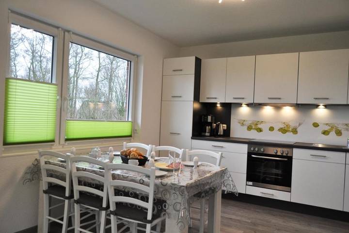 Ferienhaus für 6 Personen, mit Terrasse und Garten sowie Ausblick in Minsen - 2