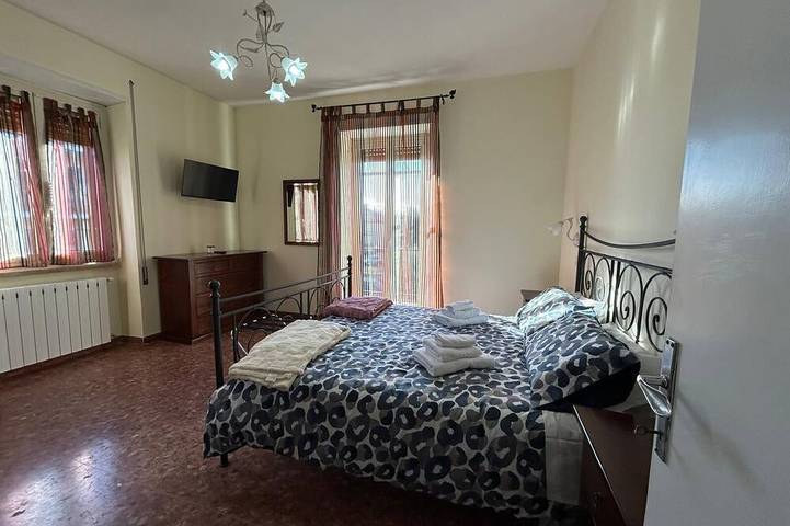 Apartamento entero, Casetta Luigina - A relaxing corner with a view of the city in Monterotondo, Provincia de Roma