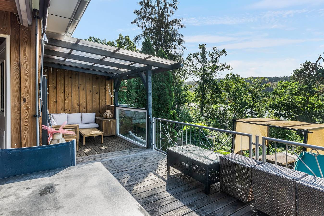 Holiday Home 249 – Lake View, Private Terrace, Wi-Fi, 2 Bedrooms, Sauna in Bungalowdorf Zadelsdorf, Zeulenroda-Triebes