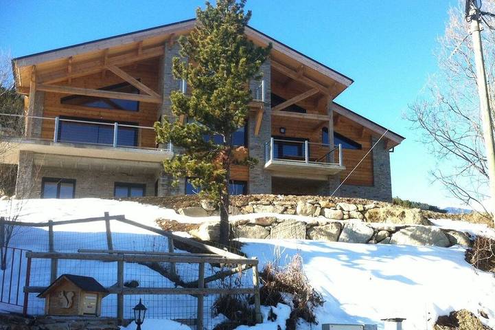 Chalet for 12 people, with garden and hot tub - 1
