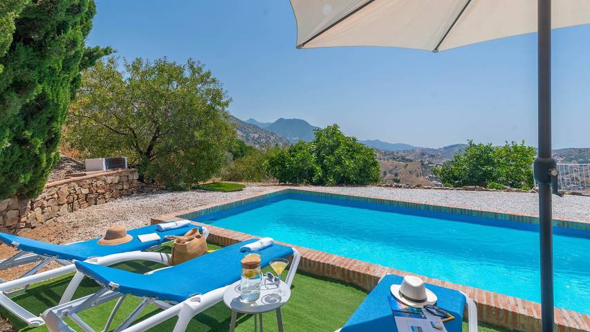 Finca für 4 Personen, mit Pool und Balkon/Terrasse, mit Haustier in Cómpeta - 2