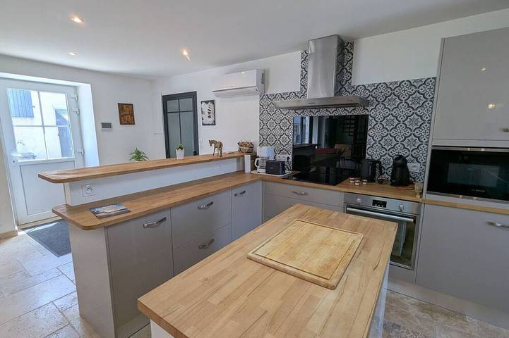 Gîte pour 6 personnes, avec Jardin à Tavers