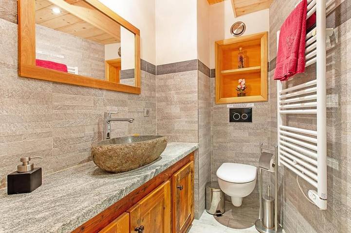 Landhaus, wifi, skiurlaub an der piste, sauna, terrasse, balkon, parkmöglichkeiten, 170-180m² in Villaroger, Albertville und Umgebung