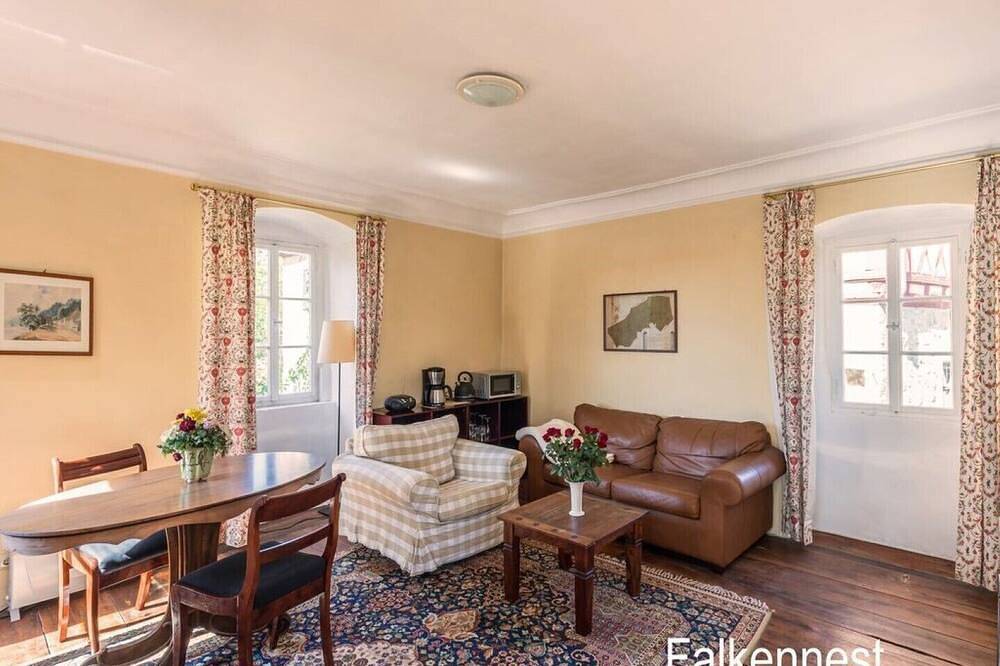 Appartement entier, Château à douves d'Unsleben, nid de faucon in Unsleben, Rhön-Bayern