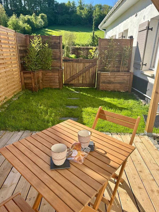Gîte pour 2 personnes, avec Jacuzzi et Terrasse ainsi que Jardin et Piscine à Alette - 4