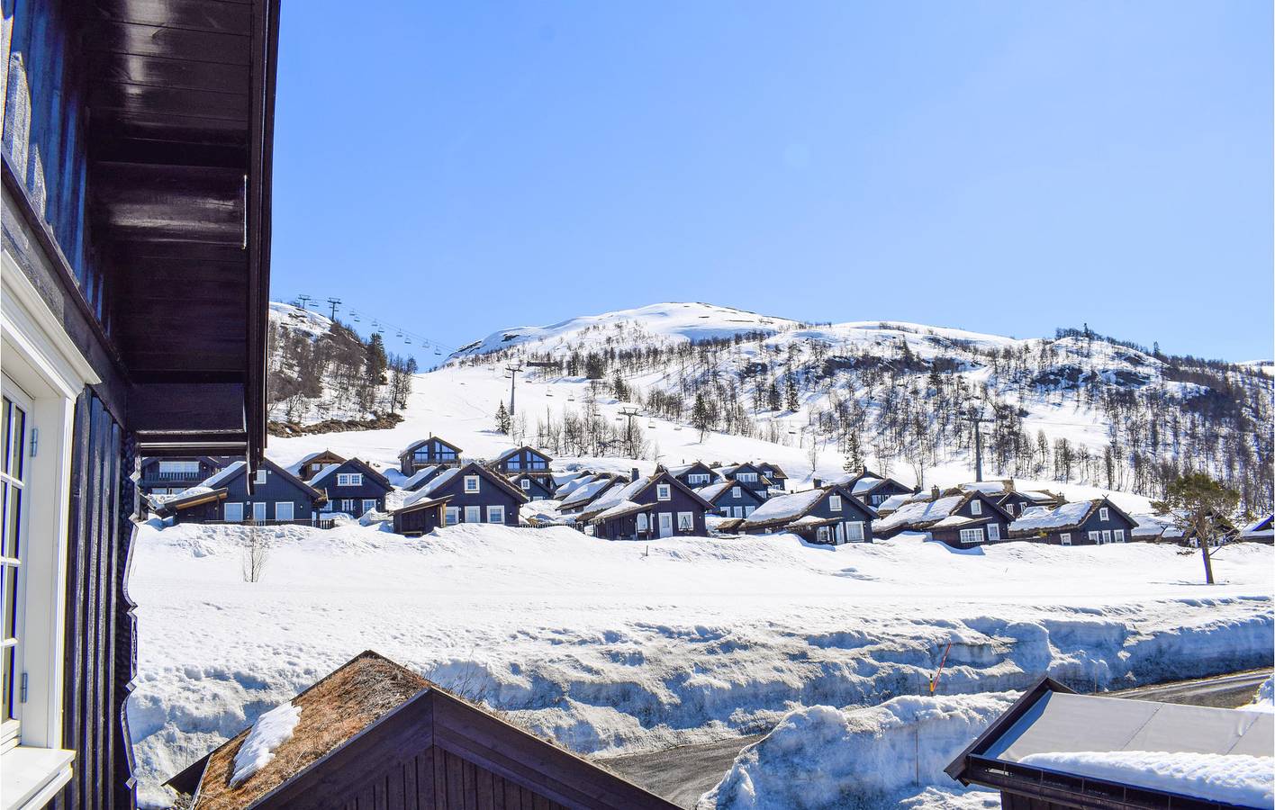Ferienhaus für 8 Personen mit Terrasse in Vinje