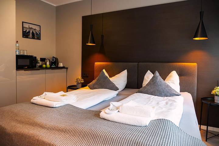 Ferienhaus für 3 Personen, mit Balkon und Terrasse sowie Garten in Moers