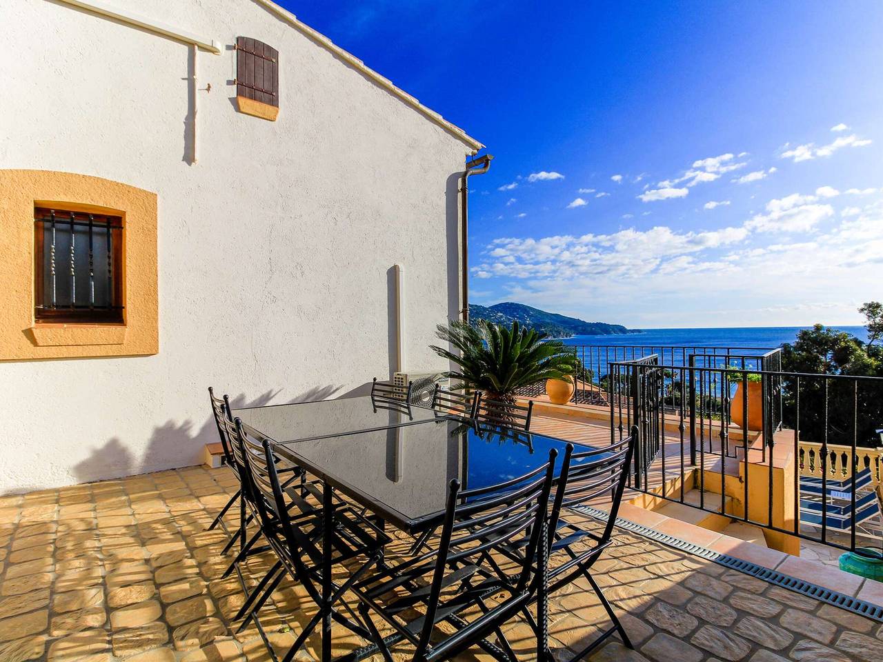 Villa d'Exception avec Piscine, 6 adultes et 2 enfants, Pramousquier in Pramousquier, Le Lavandou