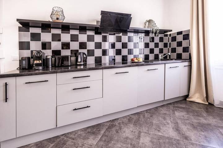 Gîte pour 6 personnes, avec balcon et vue dans Gare de Monaco Monte Carlo - 3