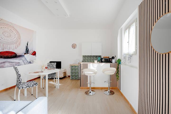 Holiday Home 'Miro’ House' with Wi-Fi and Air Conditioning in Bari, Bari Provinsen