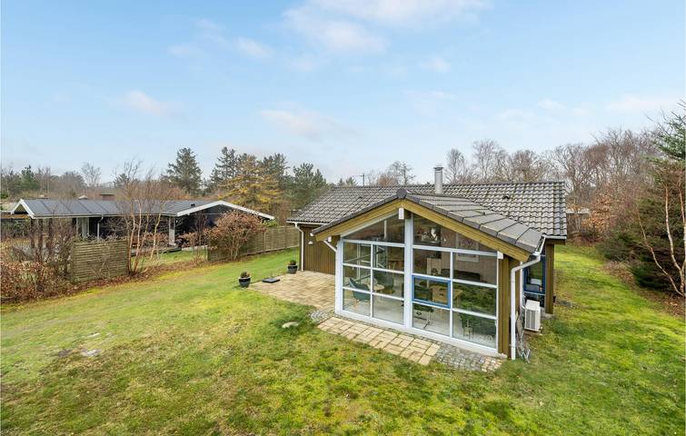 Ferienhaus für 6 Personen, mit Terrasse und Sauna in Serup Strand - 4