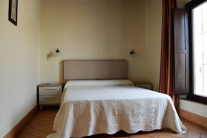 Gîte pour 5 personnes, avec piscine à Cáceres - 3