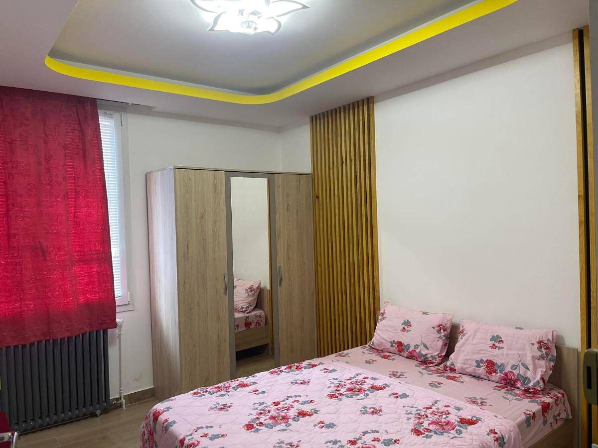 Double Room with Balcony in Prayssac, Quercy