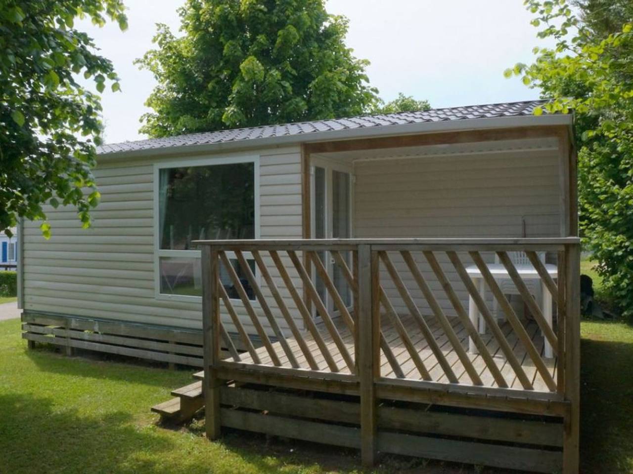 Casa Rodante Acogedora 6 Pers con Terraza in Radonvilliers, Parque Natural Regional Forêt d'Orient