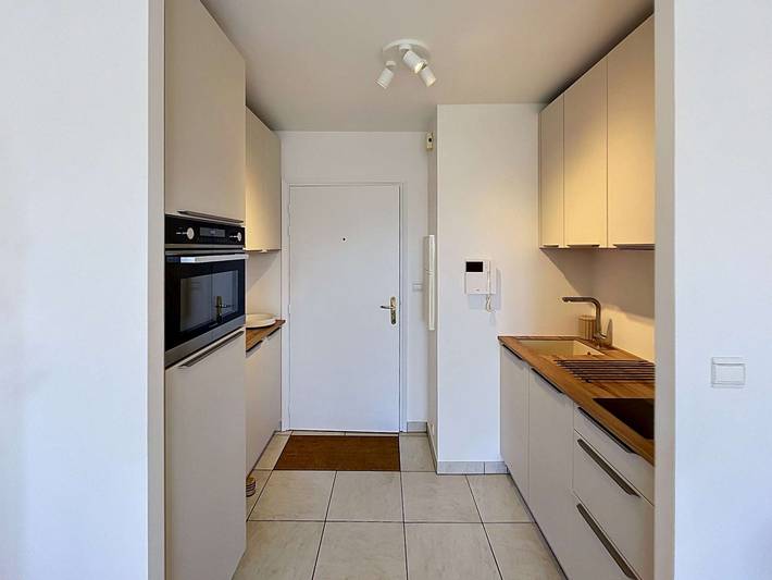 Ganzes Studio, Gemütliches Studio, gesicherter Parkplatz - 2 Pers. (50 m vom Strand) in Granville, Côte de la Déroute