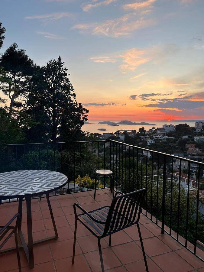 Villa with Sea View in Marseille, Marseille en omgeving
