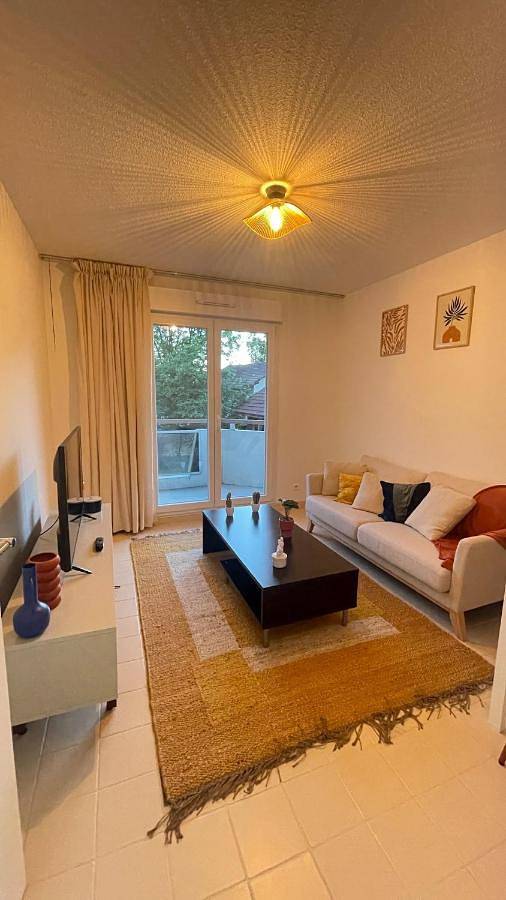 Appartement entier, Apartment 1 room 5 minutes from Geneva in Étrembières, Région de Saint-Julien-en-Genevois