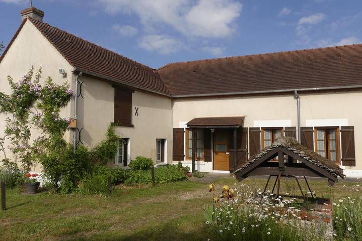 Location de vacances pour 6 personnes, avec jardin à Férolles