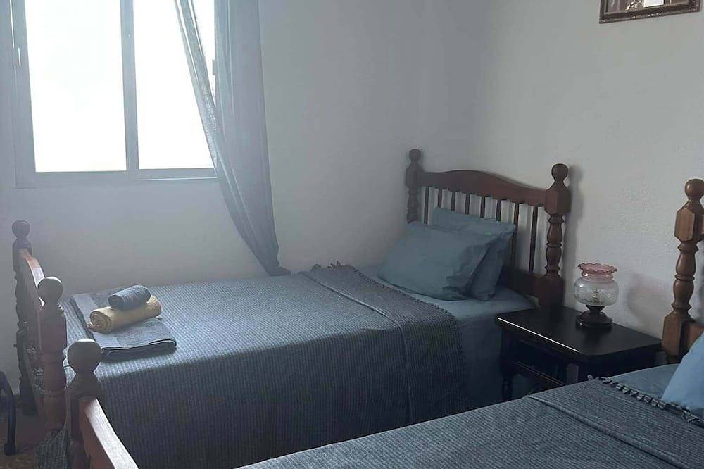 Casa Liro yra apsupta gamtos, nuostabūs vaizdai į vandenyną. in Garachico, North Tenerife