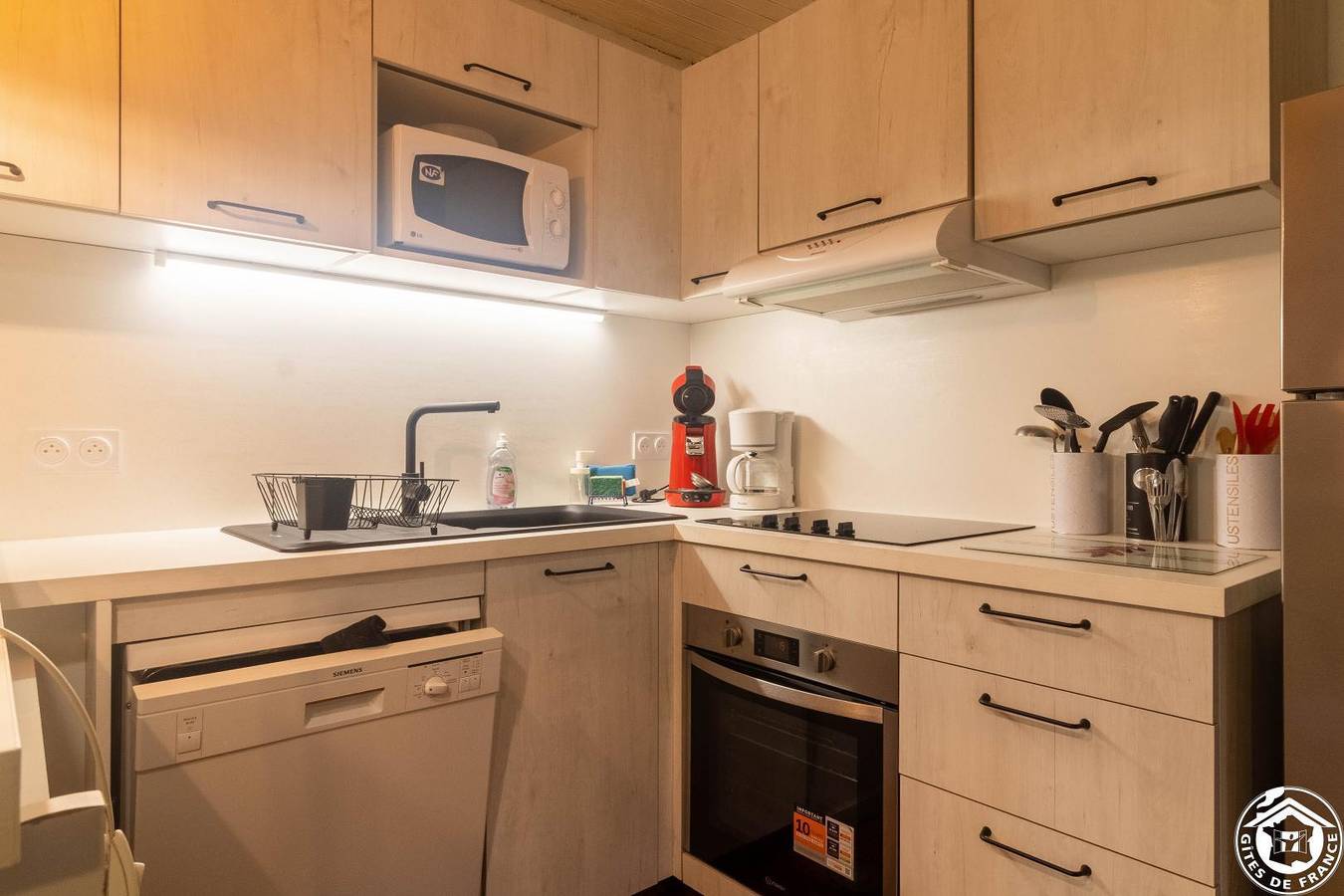 Gîte en bord de mer avec parking et Wifi in Gez, Pyrénées