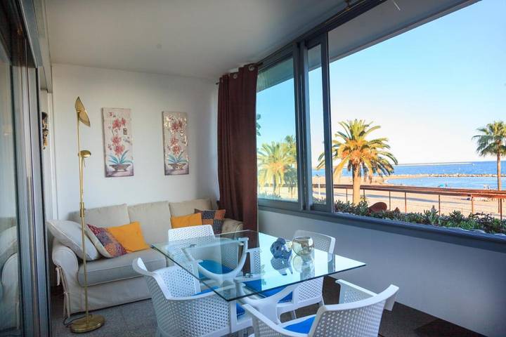 Gîte pour 4 personnes, avec terrasse et vue dans Plage de l'Esplanade-des-Goëlands - 3