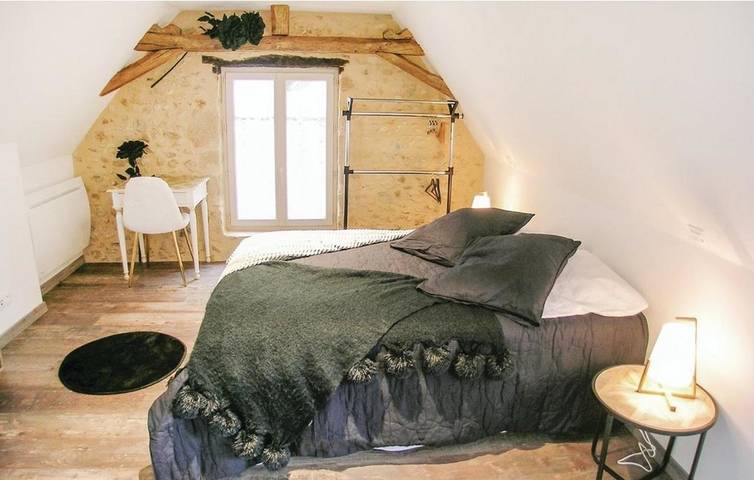 Location de vacances pour 7 personnes, avec vue et jardin, animaux acceptés à Fleurac - 3