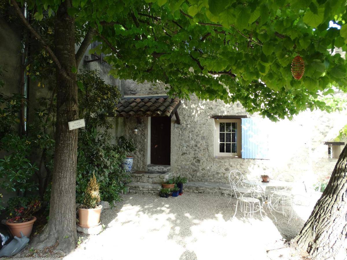 Le Clos du Tilleul in Saint-Michel-l'Observatoire, Parc naturel régional du Luberon