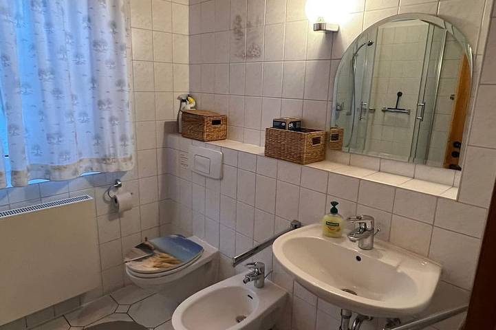 Freistehendes Kapitänshaus in ruhiger Lage. Seit 2024 in der Vermietung. in Neßmersiel, Dornum