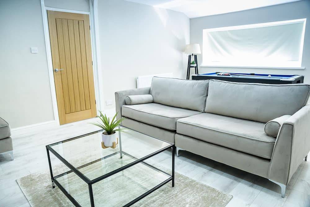 1 Bed House - Sleeps 2 - Parking - Wifi in Bradford, Yorkshire de l'Ouest