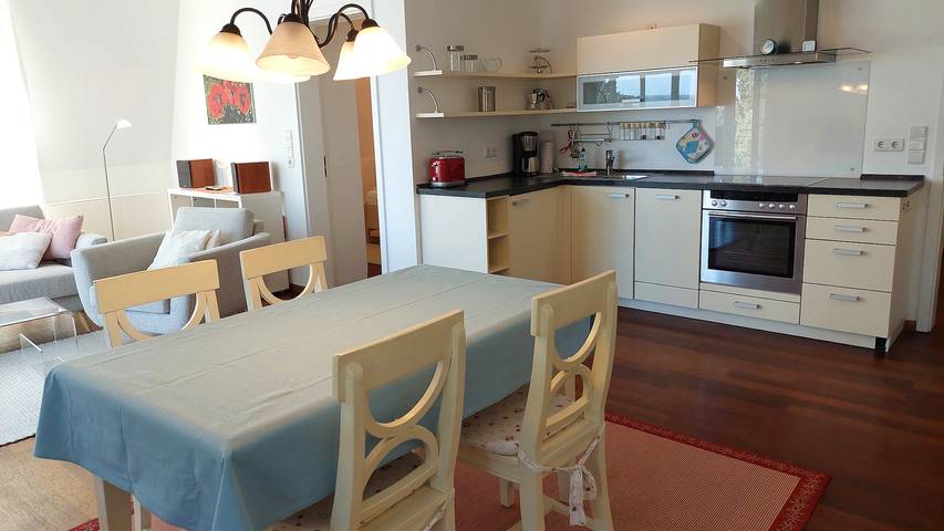 Apartamento vacacional entero, Villa Helene, Whg. 12 in Ostseebad Binz, Binz