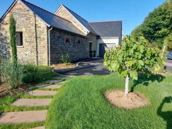 Gîte pour 2 personnes, avec terrasse ainsi que jardin et vue à Janzé - 2