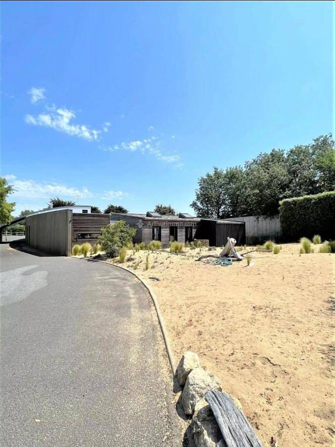 Villa pour 12 personnes, avec jardin ainsi que piscine et jacuzzi à Saint-Hilaire-de-Riez - 4