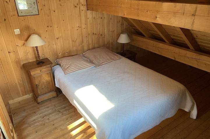 Gîte pour 14 personnes, avec jardin ainsi que piscine et balcon à Oz - 2